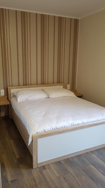 B&B Dom z Bali - Viervoudige Kamer Met Uitzicht Op De Tuin