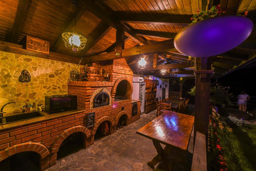Fotografie z fotogalerie ubytování Casa Andrei v destinaci Oršava