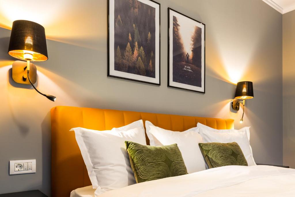 UpperHouse Suites & More - Executive Suite With Balcony