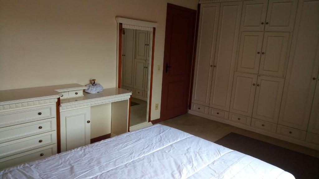 Lar das caturritas  Lar das caturritas