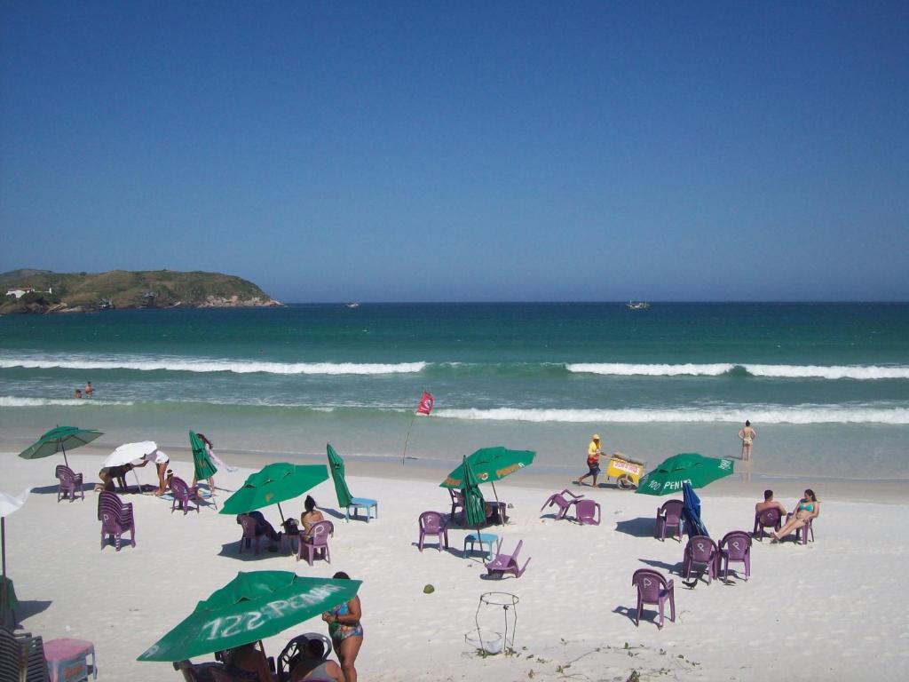  APARTAMENTO A 200 M DA PRAIA DO FORTE -PRÉDIO TRÊS RIOS