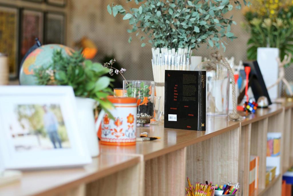 Art Series - The Larwill Studio