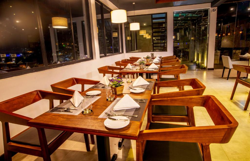 Restaurace v ubytování Sevana City Hotel
