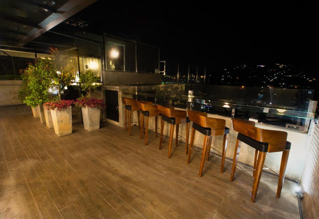 Balkón nebo terasa v ubytování Sevana City Hotel