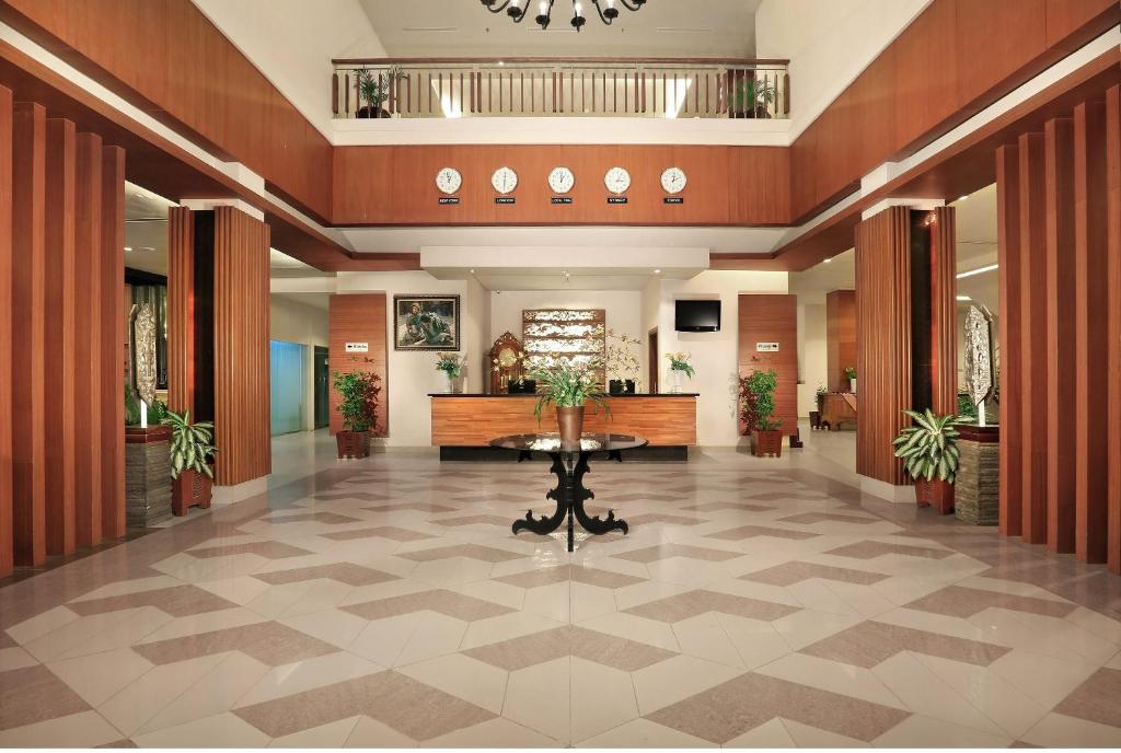 Vstupní hala nebo recepce v ubytování Aston Tanjung City Hotel