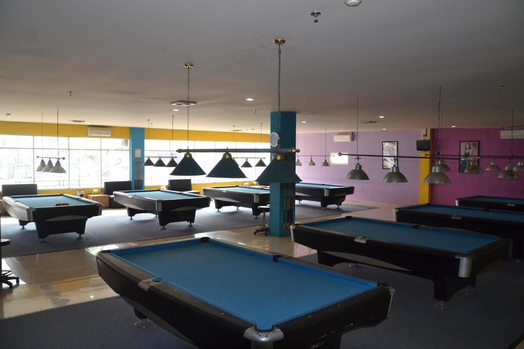 Biliár nebo kulečník v ubytování Aston Tanjung City Hotel