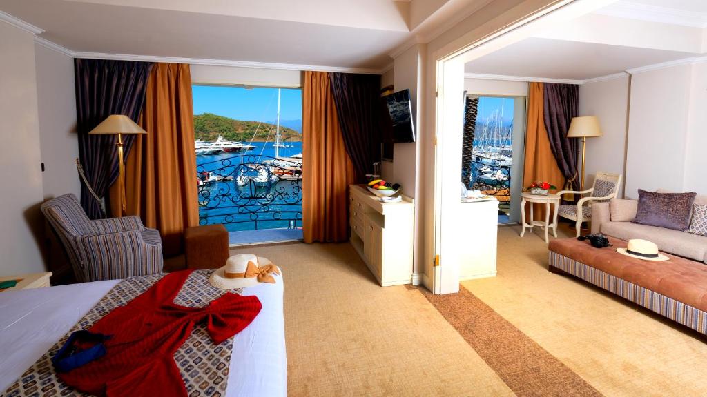 Ece Saray Marina Resort - 9