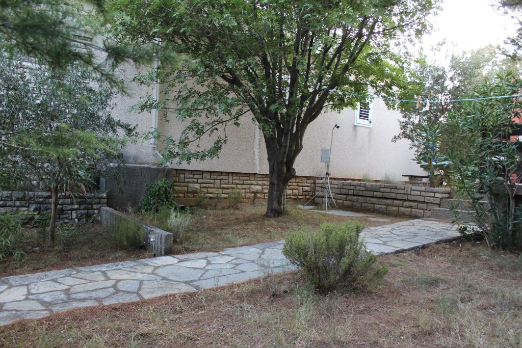 Danica Holiday House - Two-Bedroom Townhouse