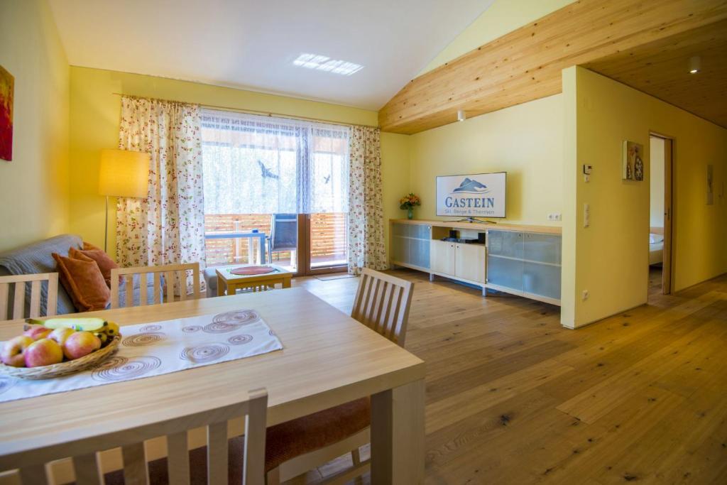 Kuchyň nebo kuchyňský kout v ubytování Haus Erika