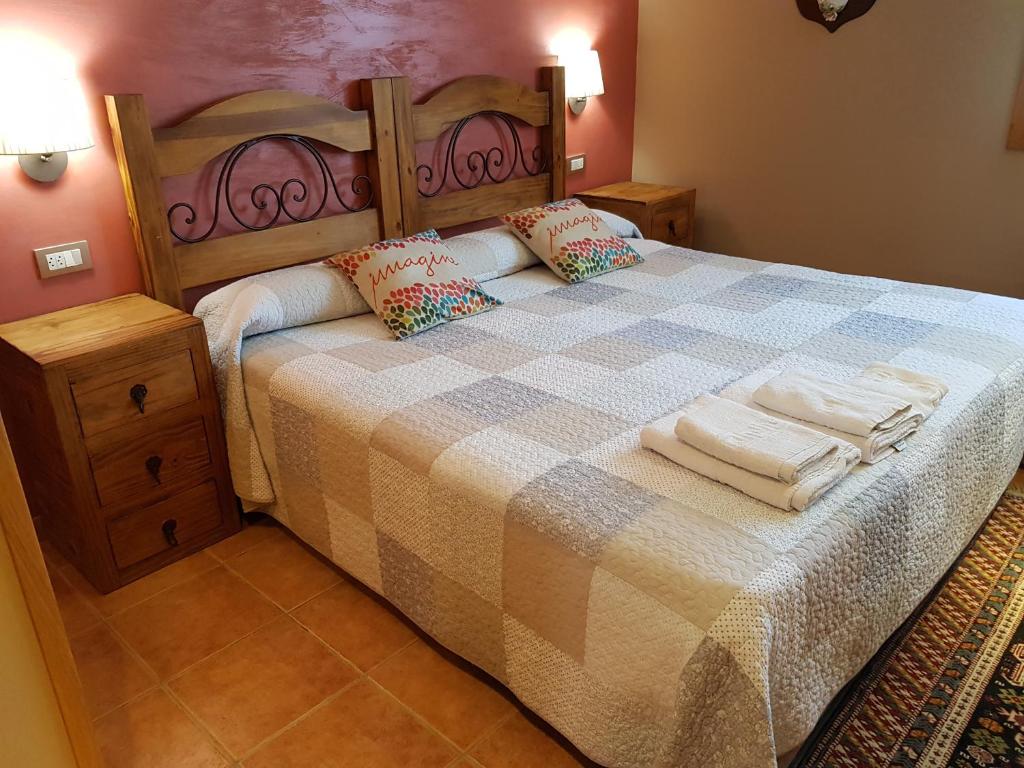 Postel nebo postele na pokoji v ubytování Casa Rural Eguzkilore