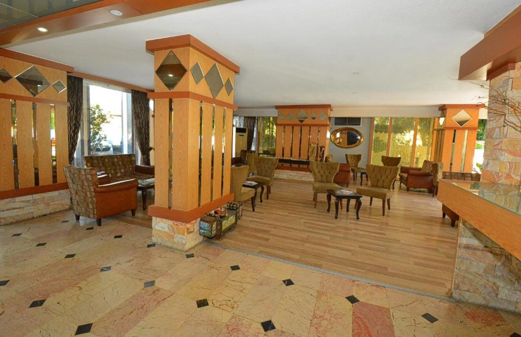 لابی و فضای عمومی Bulvar Hotel - تصویر ۵