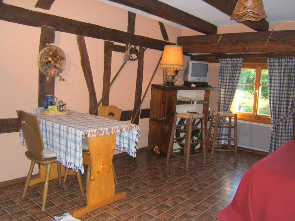 Gitehaushaltermerkwiller - One-Bedroom Apartment