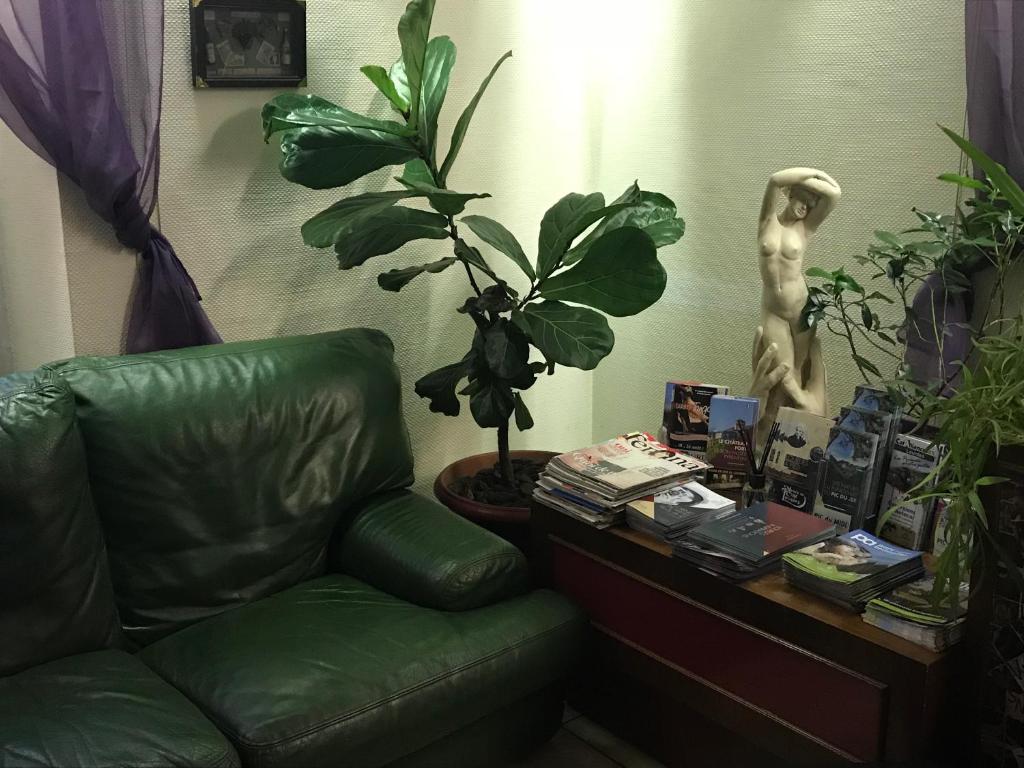 Posezení v ubytování Hôtel Myosotis