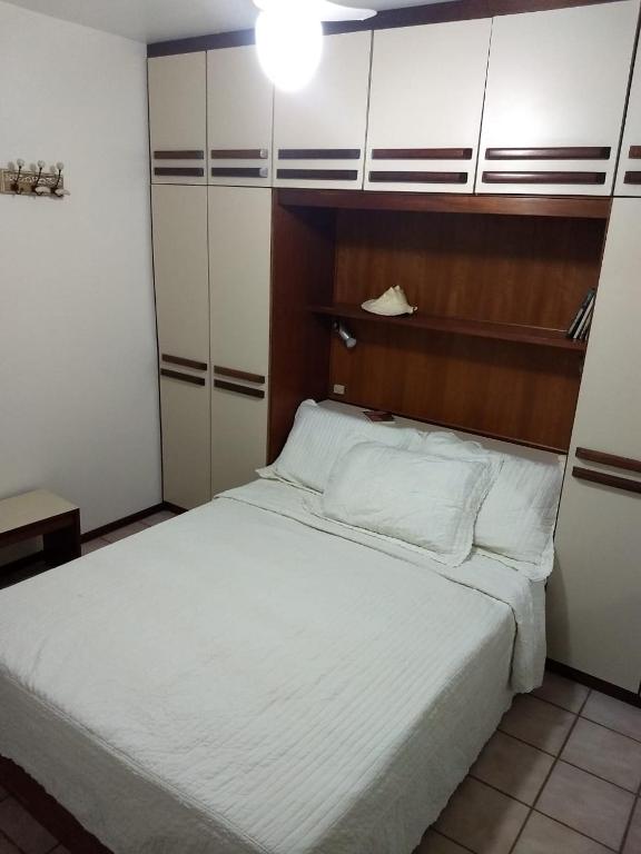  Apartamento em Caioba