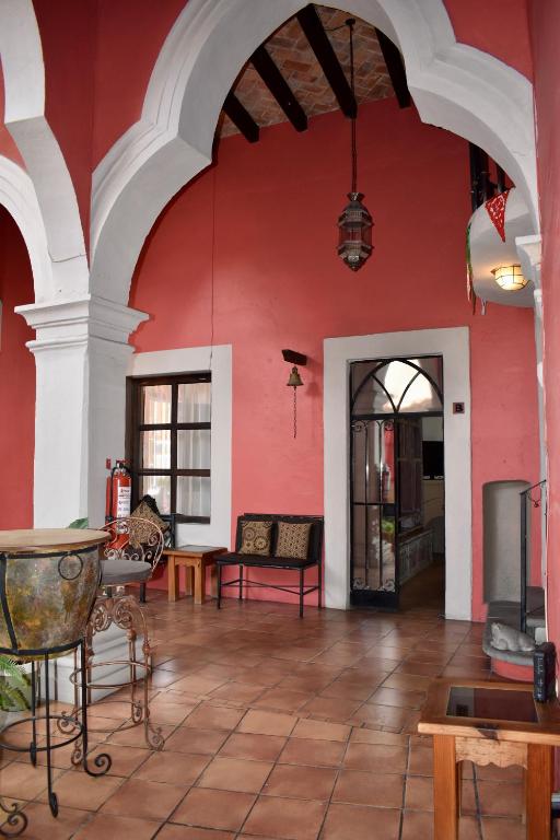 Posezení v ubytování Hotel Ana Catalina and Suites
