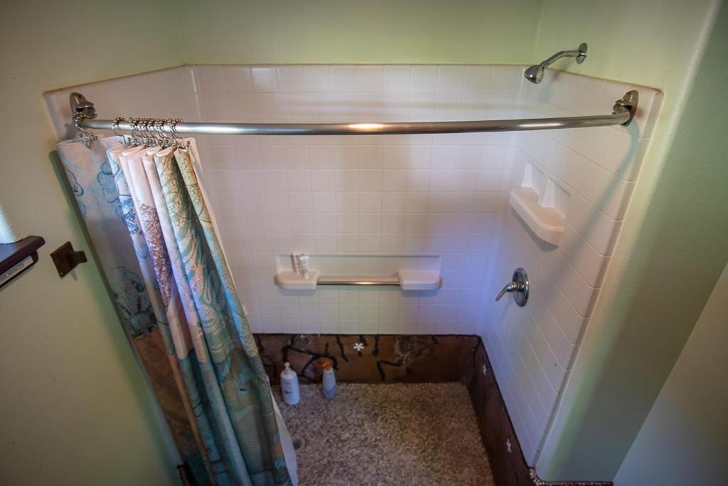 Bagno di God's Peace of Maui