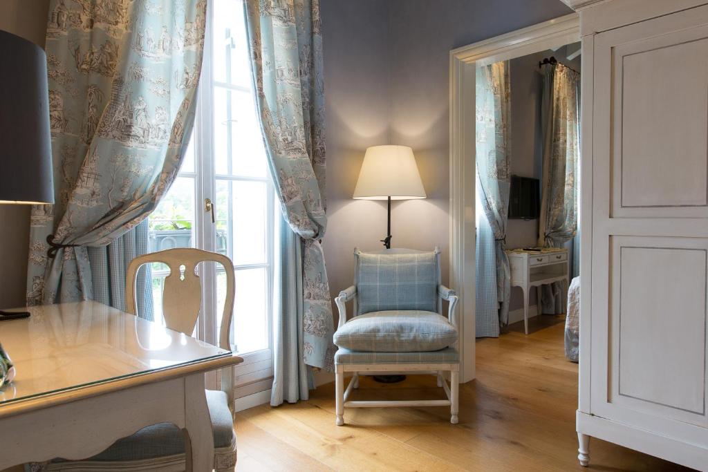 Posezení v ubytování ROMANTIK Relais d'Arfanta