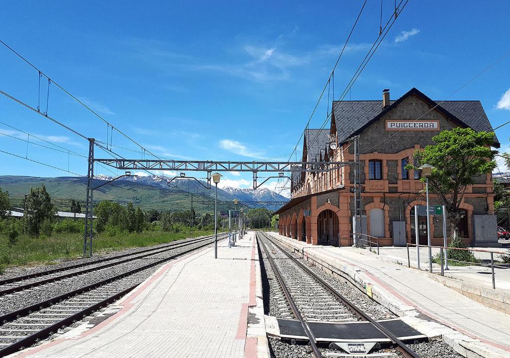 Fotografie z fotogalerie ubytování Hostal Fonda Prat v destinaci Puigcerdà