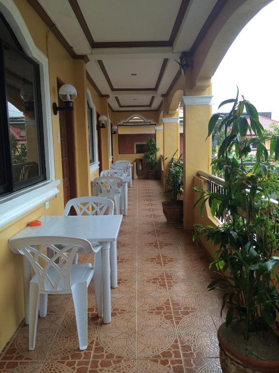 Balkón nebo terasa v ubytování Sunrise Apartelle