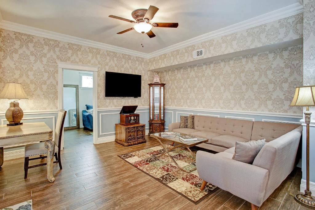 Sara's Inn on the Boulevard - Suite Esecutiva
