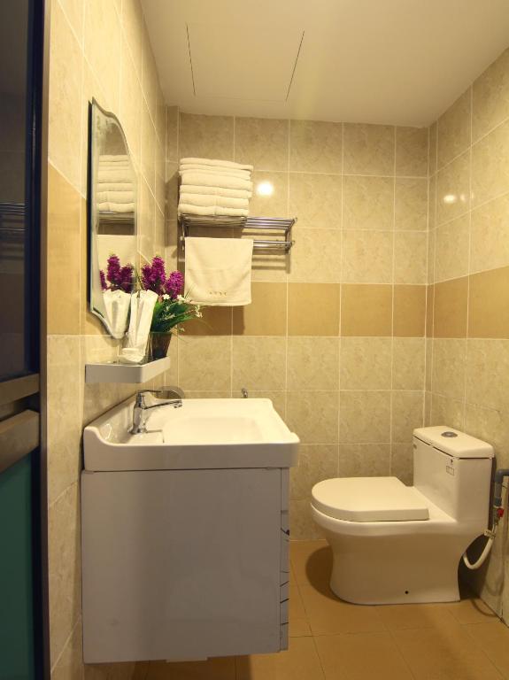 Koupelna v ubytování TIONG HUA HOTEL