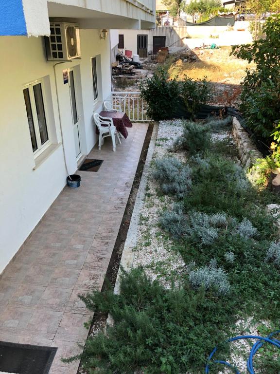 Vonkajšia záhrada v ubytovaní Apartment Villa Nikola