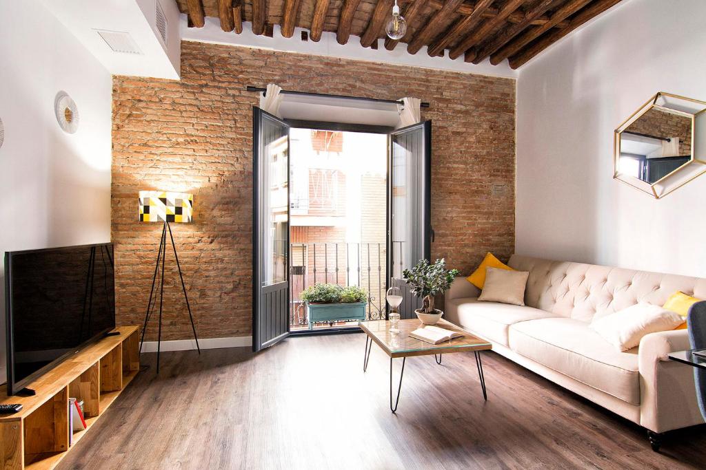 Chezmoihomes Sweet & Trendy nest in Granada Center for 6 ...