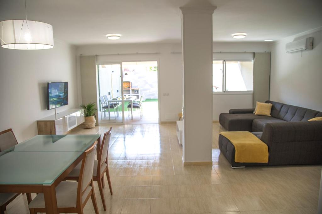 TV a/nebo společenská místnost v ubytování Villa situada en Maspalomas Gran Canaria,
