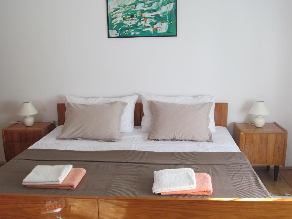 Postel nebo postele na pokoji v ubytování adrian