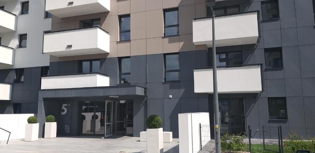 Budova, v ktorej sa apartmán nachádza