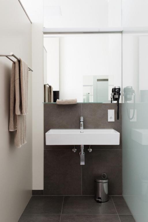 eee Hotel Traun - Resim 29