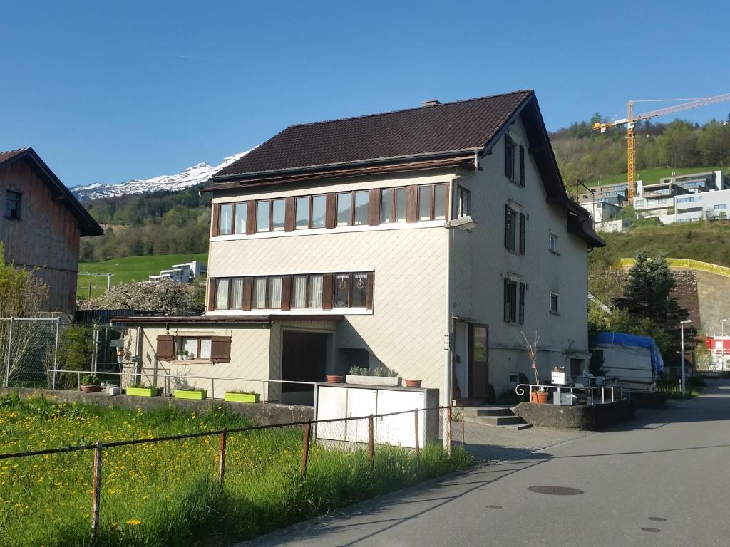 Nespecifikovaný výhled na hory nebo výhled na hory při pohledu z apartmánu