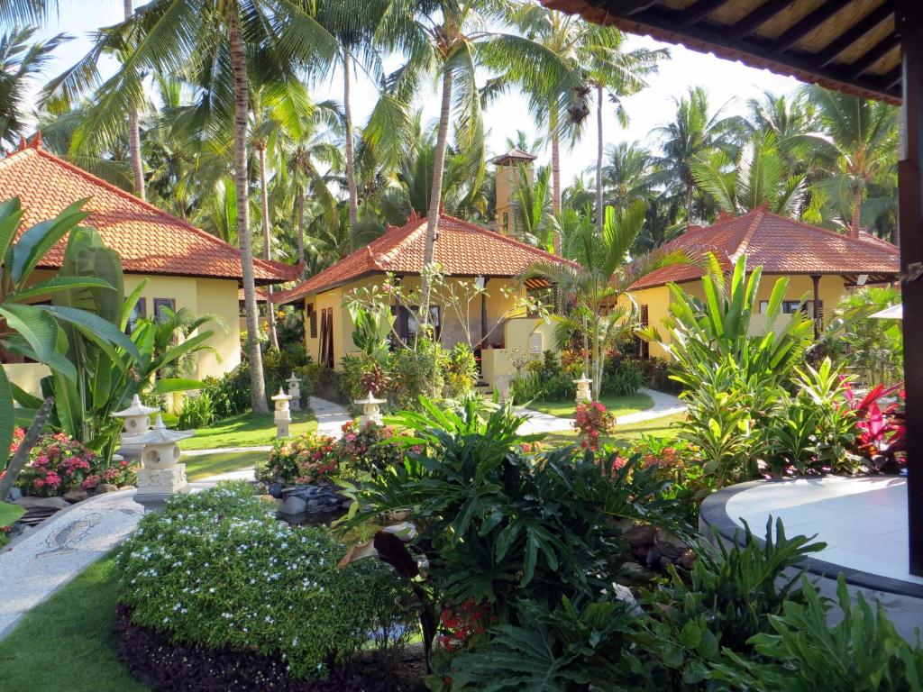 Zahrada ubytování Teluk Karang Dive & Spa Resort