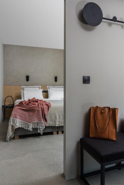 Academia Apartments - Deluxe Apartment