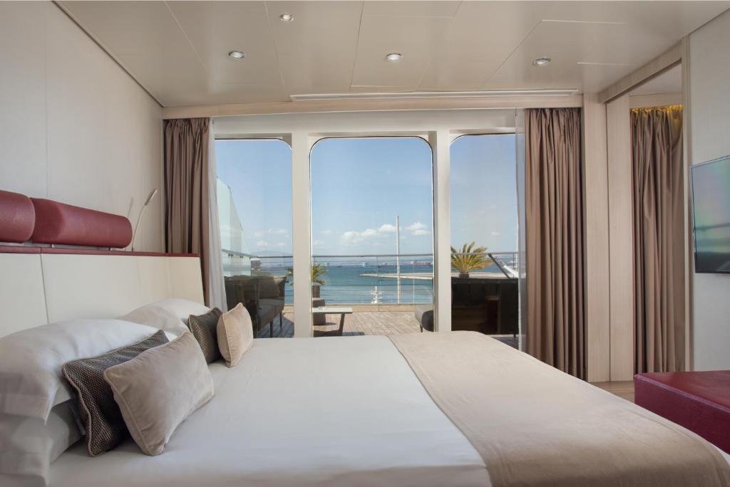 Sunborn Gibraltar - Suite With Sea View