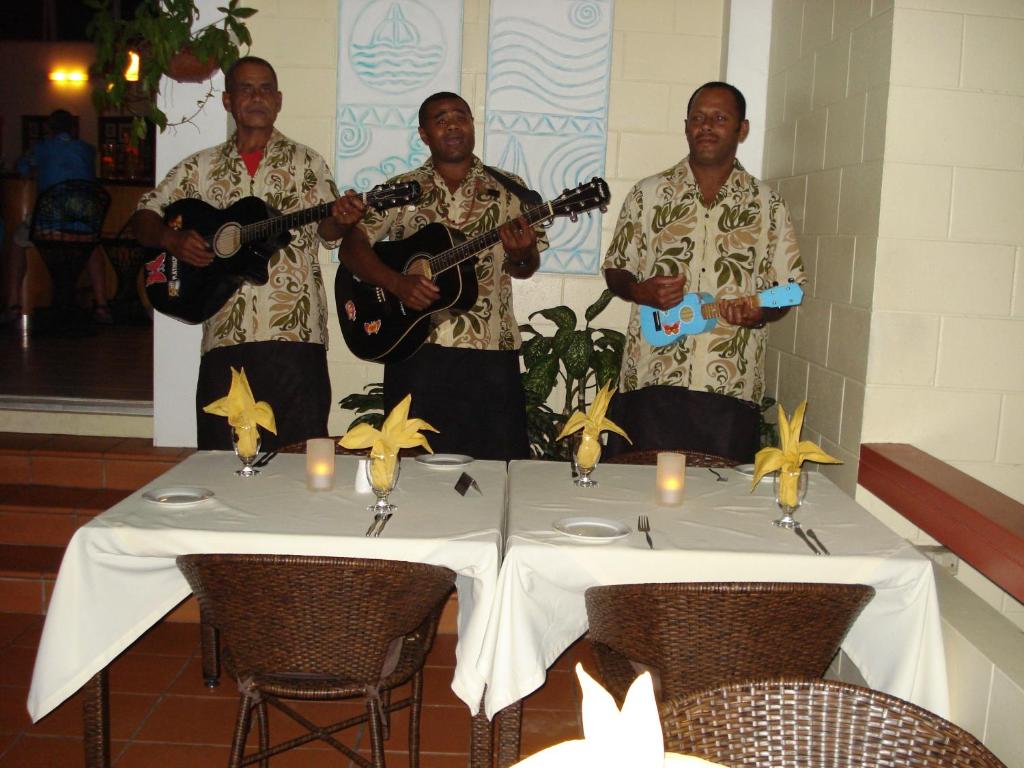 Clients de Bedarra Beach Inn