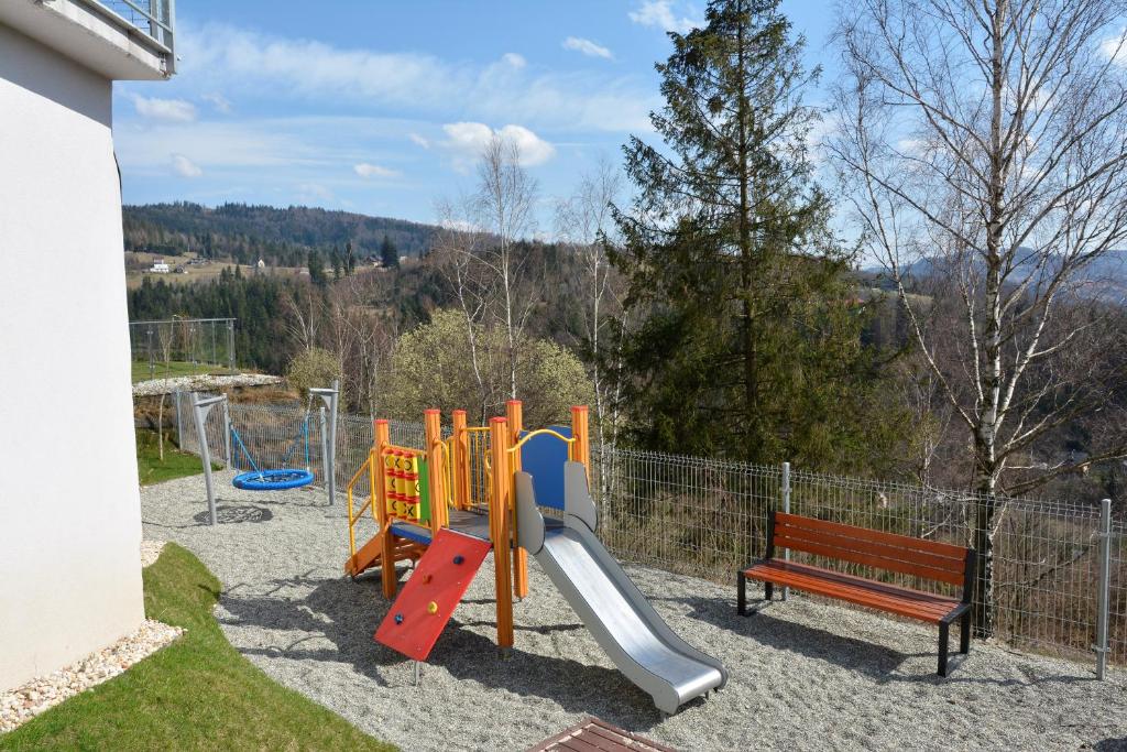 Detský kútik v ubytovaní Apartament Na Urlop - Wisła Bukowa Góra 2 - Apartamenty z widokiem na panoramę Wisły