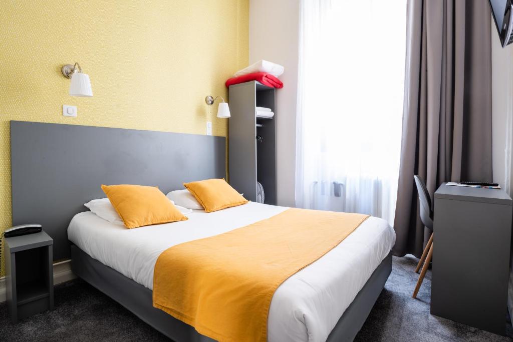 Postel nebo postele na pokoji v ubytování Au Patio Morand
