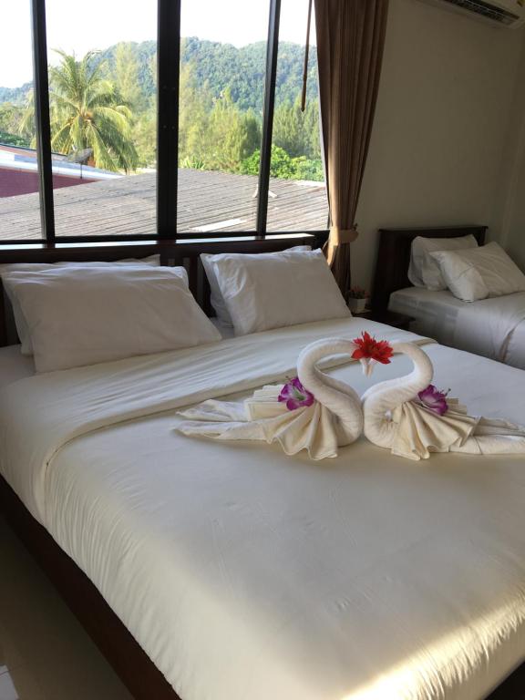 Phra Ae Apartments - 12