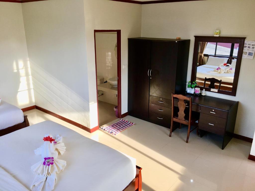 Phra Ae Apartments - 15