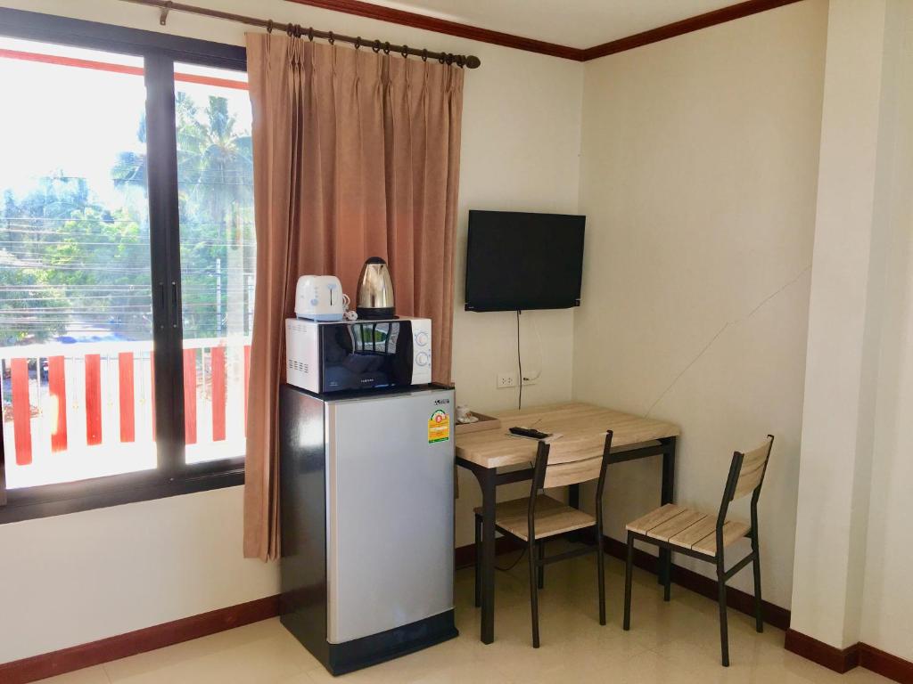 Phra Ae Apartments - 16