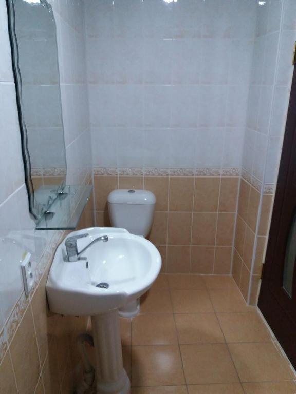 Abu Shakheen Guesthouse - 