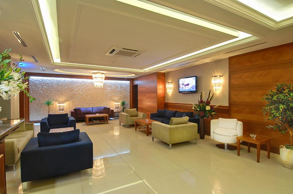 A seating area at Tugcu Hotel Select