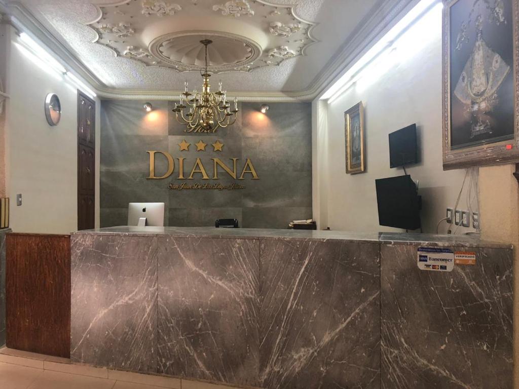 Hall ou réception de l'établissement Hotel Diana