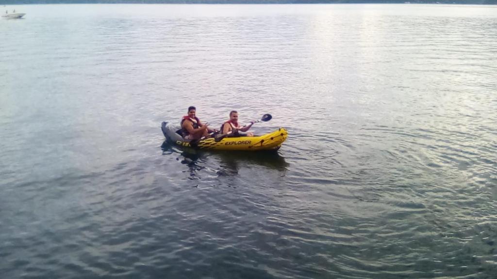 Captain Morgan Hostel Lake Coatepeque photo