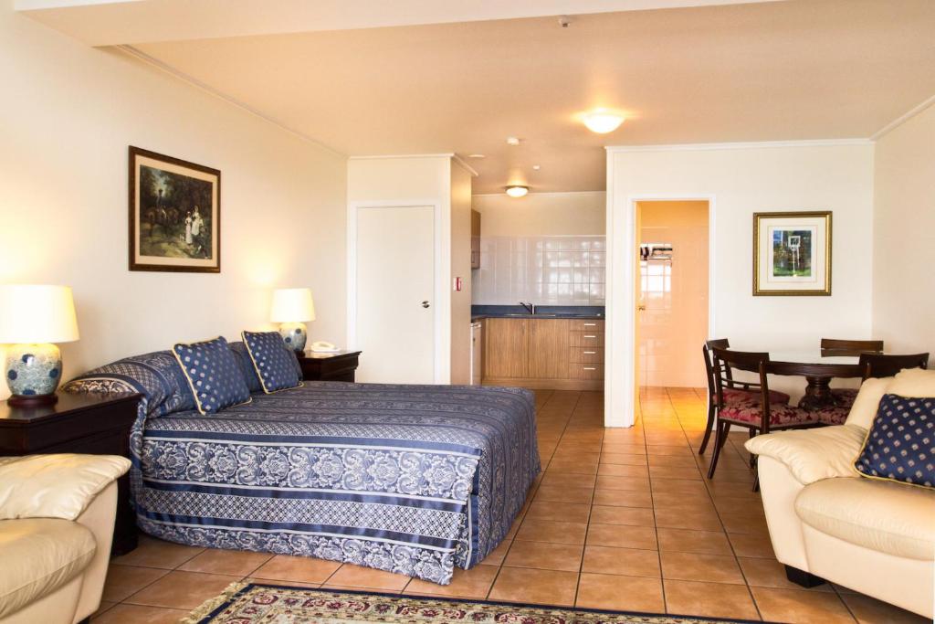 Posezení v ubytování Commodores Lodge