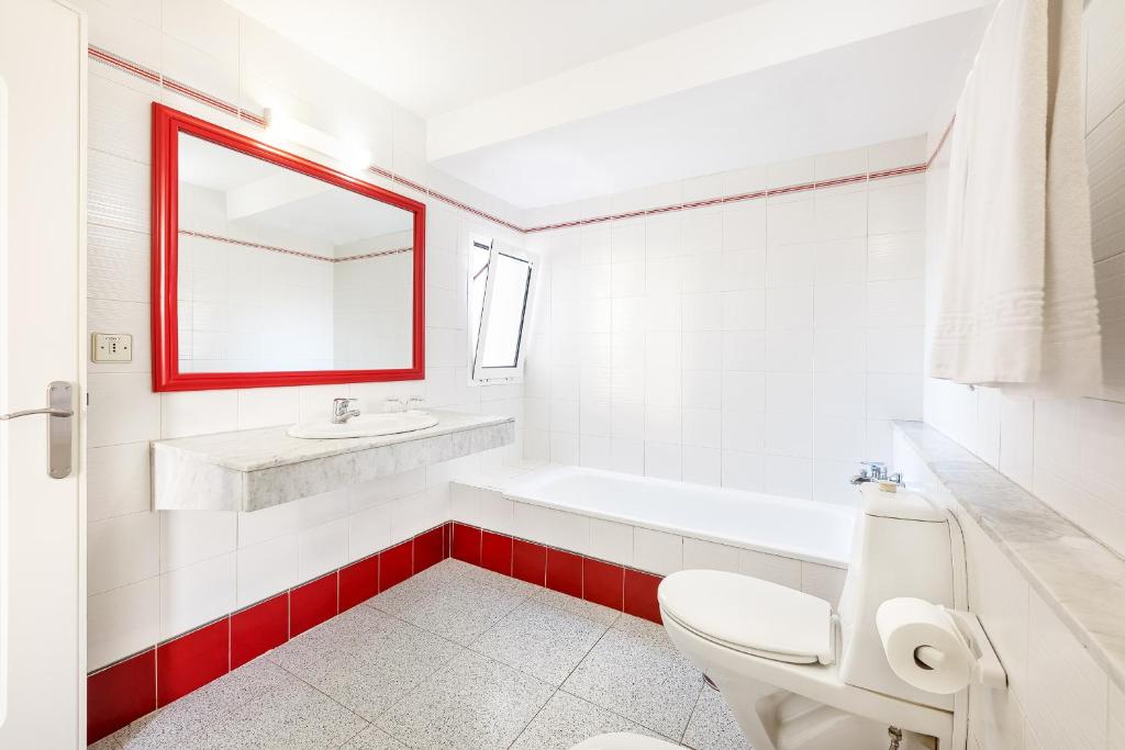 Koupelna v ubytování Apartamentos LIVVO Koala Garden
