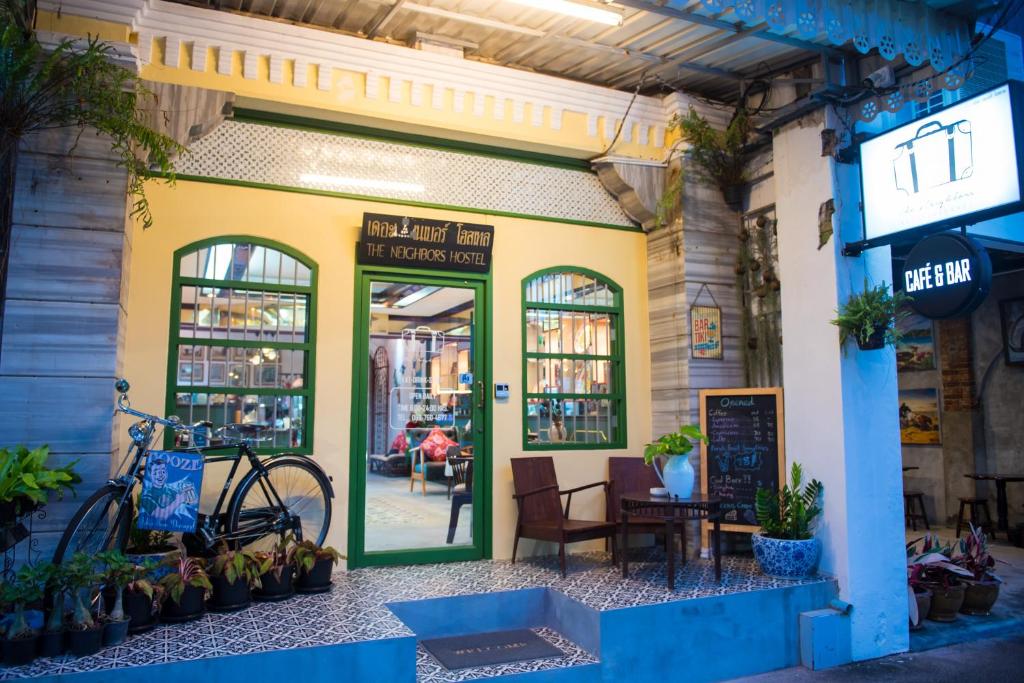 Fotografie z fotogalerie ubytování The Neighbors Hostel ve městě Phuket