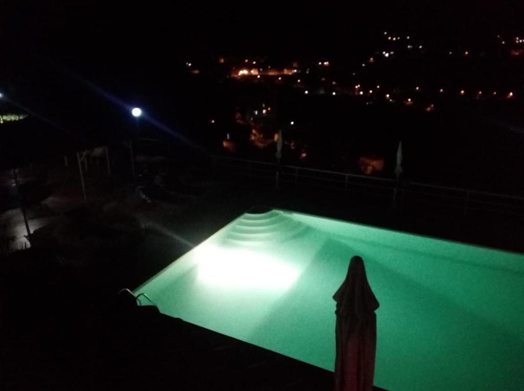The swimming pool at or close to Villa Fernanda