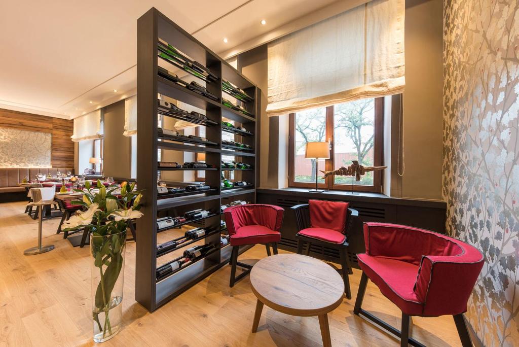 Posezení v ubytování Hotel Bayerischer Hof